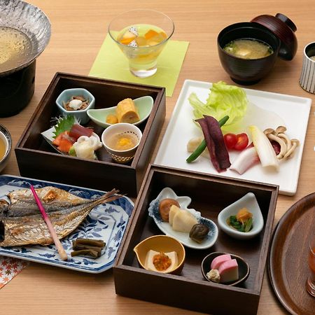 Oku Yugawara Sansuirou Hotel Kültér fotó