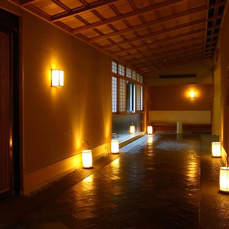 Oku Yugawara Sansuirou Hotel Kültér fotó
