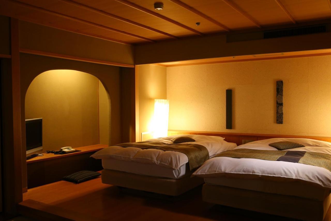 Oku Yugawara Sansuirou Hotel Kültér fotó