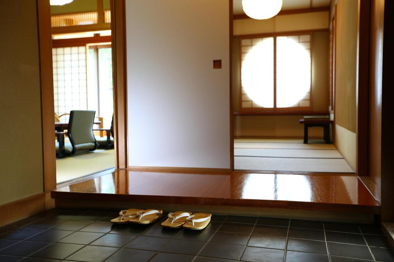 Oku Yugawara Sansuirou Hotel Kültér fotó